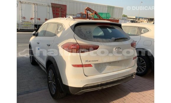Acheter Import Voiture Hyundai Tucson Blanc à Import - Dubai, Artibonite Acheter Import Voiture Hyundai Tucson Blanc à Import - Dubai, Artibonite