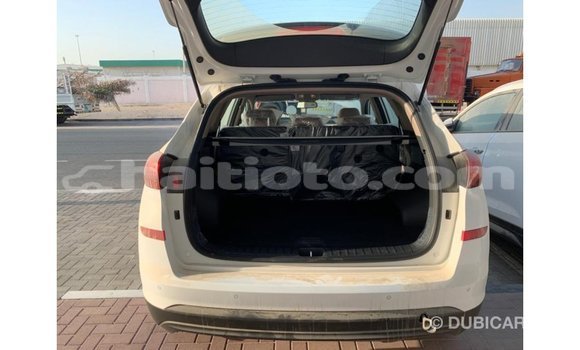 Acheter Import Voiture Hyundai Tucson Blanc à Import - Dubai, Artibonite Acheter Import Voiture Hyundai Tucson Blanc à Import - Dubai, Artibonite