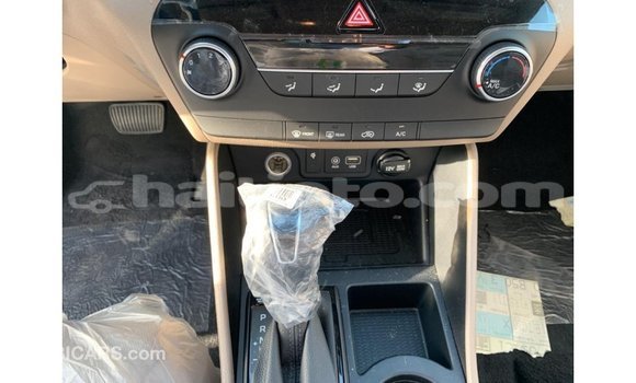 Acheter Import Voiture Hyundai Tucson Blanc à Import - Dubai, Artibonite Acheter Import Voiture Hyundai Tucson Blanc à Import - Dubai, Artibonite