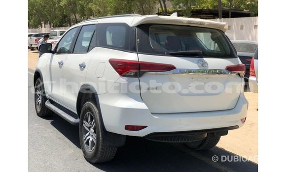 Acheter Import Voiture Toyota Fortuner Blanc à Import - Dubai, Artibonite Acheter Import Voiture Toyota Fortuner Blanc à Import - Dubai, Artibonite
