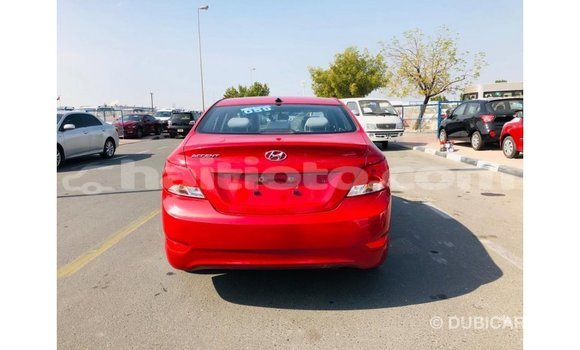 Acheter Import Voiture Hyundai Accent Rouge à Import - Dubai, Artibonite Acheter Import Voiture Hyundai Accent Rouge à Import - Dubai, Artibonite