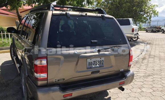 Buy Used Nissan Pathfinder Silver Car in Port-au-Prince in Ouest Buy Used Nissan Pathfinder Silver Car in Port-au-Prince in Ouest