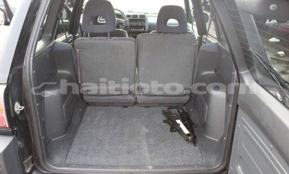 Acheter Occasion Voiture Toyota RAV4 Noir à Port-au-Prince, Ouest Acheter Occasion Voiture Toyota RAV4 Noir à Port-au-Prince, Ouest