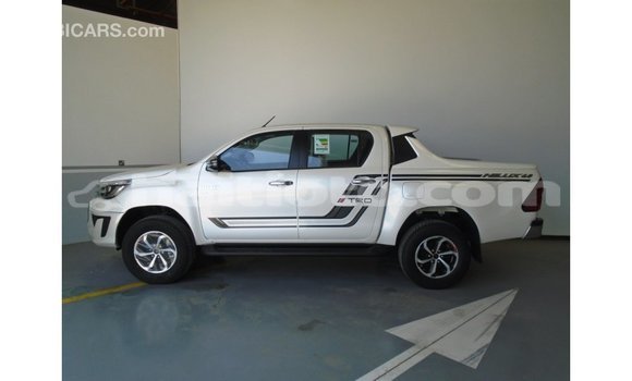 Acheter Import Voiture Toyota Hilux Autre à Import - Dubai, Artibonite Acheter Import Voiture Toyota Hilux Autre à Import - Dubai, Artibonite