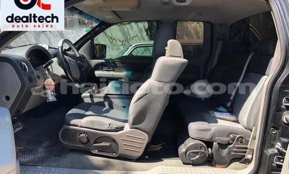 Acheter Occasion Voiture Ford F–150 Noir à Port-au-Prince, Ouest Acheter Occasion Voiture Ford F–150 Noir à Port-au-Prince, Ouest