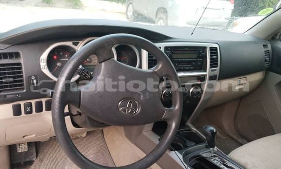 Acheter Occasion Voiture Toyota 4Runner Blanc à Port-au-Prince, Ouest Acheter Occasion Voiture Toyota 4Runner Blanc à Port-au-Prince, Ouest