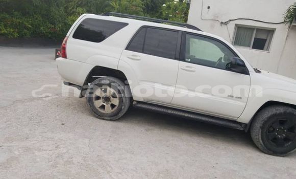 Acheter Occasion Voiture Toyota 4Runner Blanc à Port-au-Prince, Ouest Acheter Occasion Voiture Toyota 4Runner Blanc à Port-au-Prince, Ouest