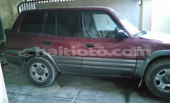 Acheter Occasion Voiture Toyota RAV4 Rouge à Petit Goave, Ouest Acheter Occasion Voiture Toyota RAV4 Rouge à Petit Goave, Ouest