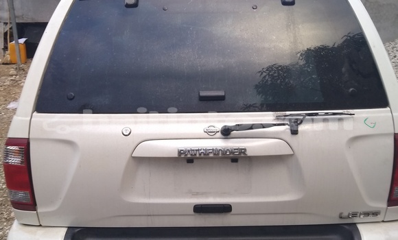 Buy Used Nissan Pathfinder Red Car in Leogane in Ouest Buy Used Nissan Pathfinder Red Car in Leogane in Ouest