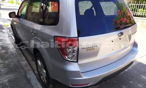 Acheter Import Voiture Subaru Forester Beige à Delmas, Ouest Acheter Import Voiture Subaru Forester Beige à Delmas, Ouest