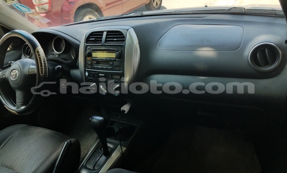Acheter Occasion Voiture Toyota RAV4 Gris à Port-au-Prince, Ouest Acheter Occasion Voiture Toyota RAV4 Gris à Port-au-Prince, Ouest