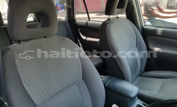 Acheter Occasion Voiture Toyota RAV4 Gris à Port-au-Prince, Ouest Acheter Occasion Voiture Toyota RAV4 Gris à Port-au-Prince, Ouest