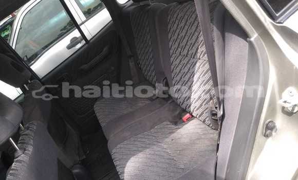 Acheter Occasion Voiture Toyota RAV4 Beige à Port-au-Prince, Ouest Acheter Occasion Voiture Toyota RAV4 Beige à Port-au-Prince, Ouest