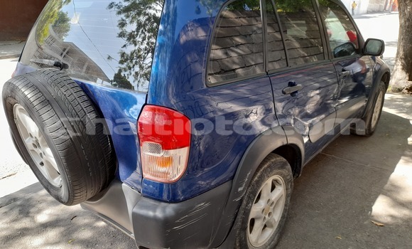 Acheter Occasion Voiture Toyota RAV4 Bleu à Petionville, Ouest Acheter Occasion Voiture Toyota RAV4 Bleu à Petionville, Ouest