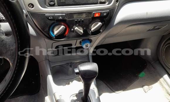 Acheter Occasion Voiture Toyota RAV4 Bleu à Petionville, Ouest Acheter Occasion Voiture Toyota RAV4 Bleu à Petionville, Ouest