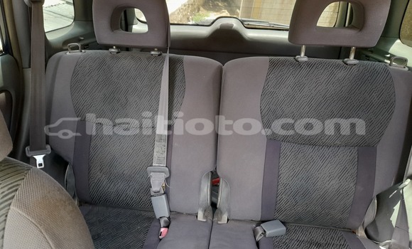 Acheter Occasion Voiture Toyota RAV4 Bleu à Petionville, Ouest Acheter Occasion Voiture Toyota RAV4 Bleu à Petionville, Ouest