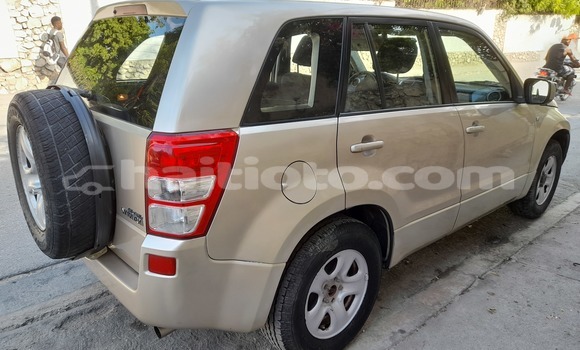Acheter Occasion Voiture Suzuki Grand Vitara Beige à Petionville, Ouest Acheter Occasion Voiture Suzuki Grand Vitara Beige à Petionville, Ouest