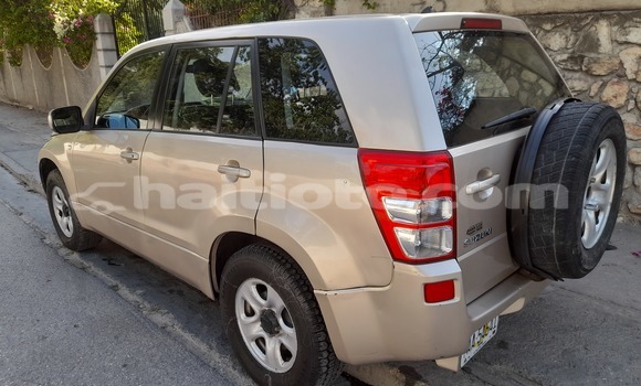 Acheter Occasion Voiture Suzuki Grand Vitara Beige à Petionville, Ouest Acheter Occasion Voiture Suzuki Grand Vitara Beige à Petionville, Ouest