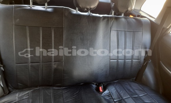 Acheter Occasion Voiture Suzuki Grand Vitara Beige à Petionville, Ouest Acheter Occasion Voiture Suzuki Grand Vitara Beige à Petionville, Ouest