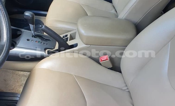 Acheter Occasion Voiture Toyota RAV4 Bleu à Petionville, Ouest Acheter Occasion Voiture Toyota RAV4 Bleu à Petionville, Ouest