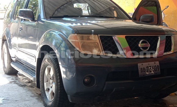 Acheter Occasion Utilitaire Nissan UD Bleu à Petionville, Ouest