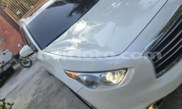 Acheter Occasion Voiture Infiniti FX Blanc à Delmas, Ouest Acheter Occasion Voiture Infiniti FX Blanc à Delmas, Ouest