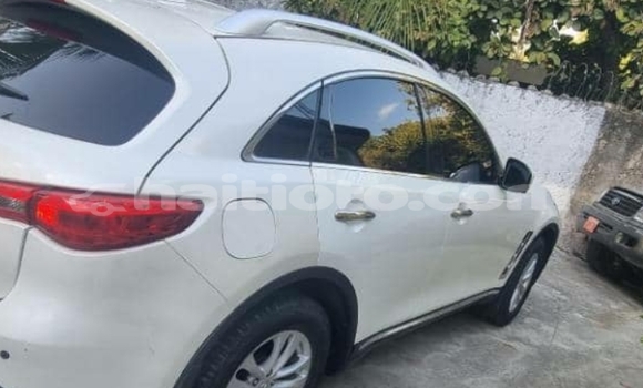 Acheter Occasion Voiture Infiniti FX Blanc à Delmas, Ouest Acheter Occasion Voiture Infiniti FX Blanc à Delmas, Ouest