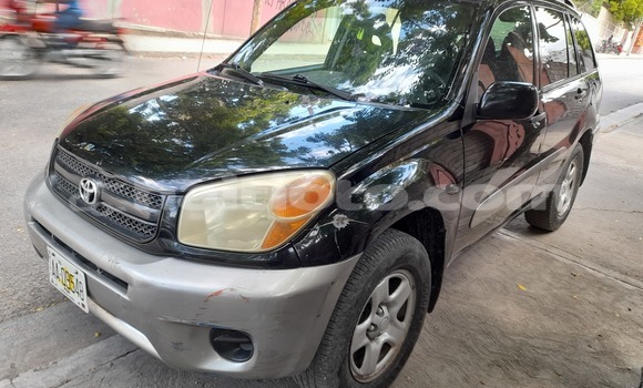 Acheter Occasion Voiture Toyota RAV4 Noir à Delmas, Ouest Acheter Occasion Voiture Toyota RAV4 Noir à Delmas, Ouest