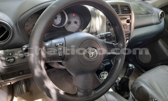 Acheter Occasion Voiture Toyota RAV4 Noir à Delmas, Ouest Acheter Occasion Voiture Toyota RAV4 Noir à Delmas, Ouest