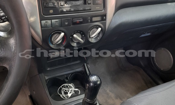 Acheter Occasion Voiture Toyota RAV4 Noir à Delmas, Ouest Acheter Occasion Voiture Toyota RAV4 Noir à Delmas, Ouest