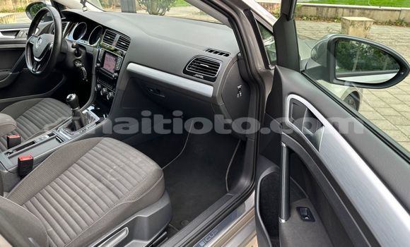 Acheter Import Voiture Volkswagen Golf Gris à Delmas, Ouest Acheter Import Voiture Volkswagen Golf Gris à Delmas, Ouest