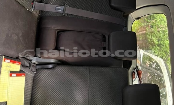 Acheter Occasion Voiture Suzuki Vitara Autre à Croix-des-Bouquets, Nord Acheter Occasion Voiture Suzuki Vitara Autre à Croix-des-Bouquets, Nord