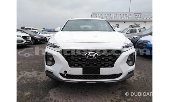 Acheter Import Voiture Hyundai Santa Fe Blanc à Import - Dubai, Artibonite Acheter Import Voiture Hyundai Santa Fe Blanc à Import - Dubai, Artibonite