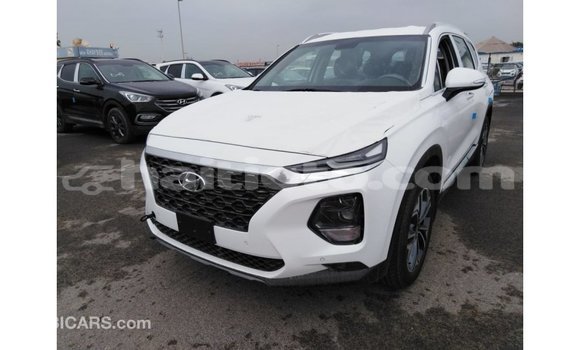 Acheter Import Voiture Hyundai Santa Fe Blanc à Import - Dubai, Artibonite Acheter Import Voiture Hyundai Santa Fe Blanc à Import - Dubai, Artibonite