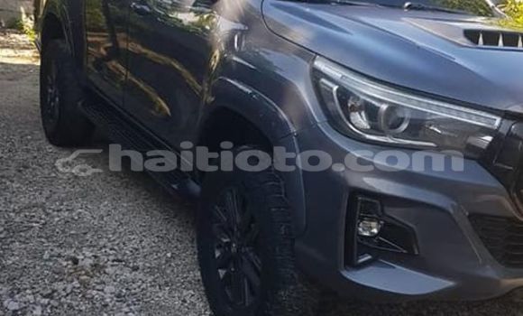 Buy Used Toyota Hilux Other Car in Port-au-Prince in Ouest Buy Used Toyota Hilux Other Car in Port-au-Prince in Ouest
