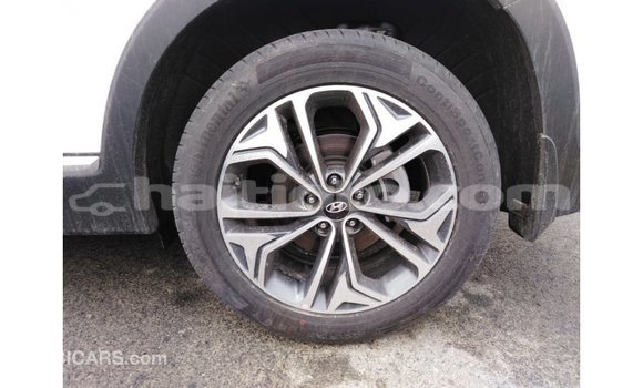 Acheter Import Voiture Hyundai Santa Fe Blanc à Import - Dubai, Artibonite Acheter Import Voiture Hyundai Santa Fe Blanc à Import - Dubai, Artibonite