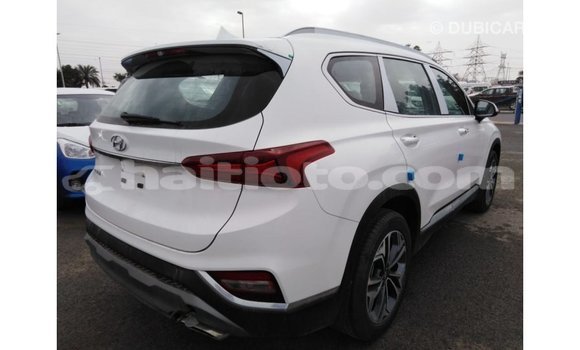 Acheter Import Voiture Hyundai Santa Fe Blanc à Import - Dubai, Artibonite Acheter Import Voiture Hyundai Santa Fe Blanc à Import - Dubai, Artibonite
