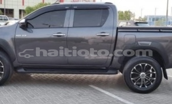 Acheter Occasion Voiture Toyota Hiluxe Revo Noir à Cap-Haitien, Nord Acheter Occasion Voiture Toyota Hiluxe Revo Noir à Cap-Haitien, Nord
