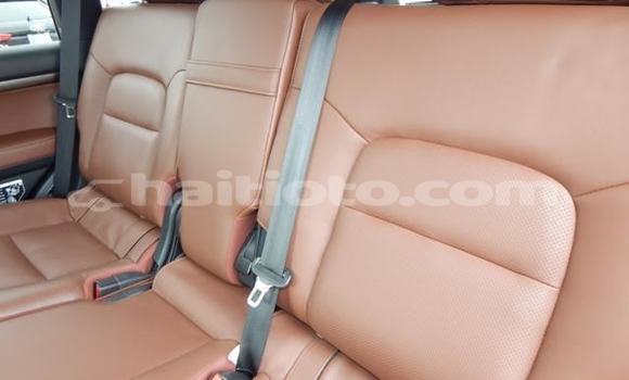 Acheter Occasion Voiture Toyota Land Cruiser Blanc à Port-au-Prince, Ouest Acheter Occasion Voiture Toyota Land Cruiser Blanc à Port-au-Prince, Ouest