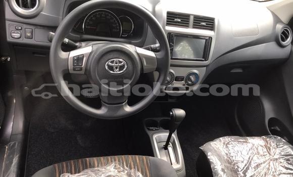 Acheter Neuf Voiture Toyota Aqua Gris à Port-au-Prince, Ouest Acheter Neuf Voiture Toyota Aqua Gris à Port-au-Prince, Ouest