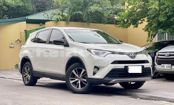 Buy Used Toyota RAV4 White Car in Port-au-Prince in Ouest Buy Used Toyota RAV4 White Car in Port-au-Prince in Ouest