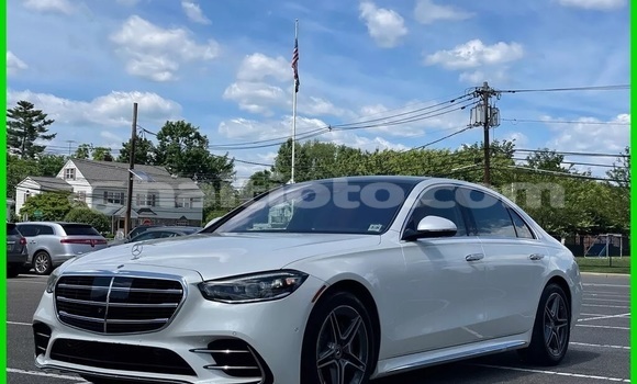 Buy Used Mercedes-Benz S–Class White Car in Anse-a-Galets in Ouest Buy Used Mercedes-Benz S–Class White Car in Anse-a-Galets in Ouest