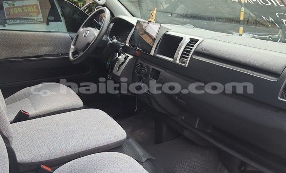 Acheter Occasion Voiture Toyota Hiace Blanc à Cap-Haitien, Nord Acheter Occasion Voiture Toyota Hiace Blanc à Cap-Haitien, Nord