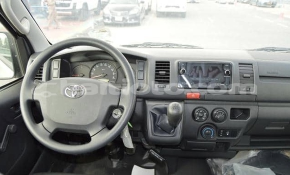 Acheter Occasion Voiture Toyota Hiace Blanc à Port-au-Prince, Ouest Acheter Occasion Voiture Toyota Hiace Blanc à Port-au-Prince, Ouest