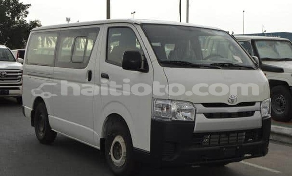 Acheter Occasion Voiture Toyota Hiace Blanc à Cap-Haitien, Nord Acheter Occasion Voiture Toyota Hiace Blanc à Cap-Haitien, Nord