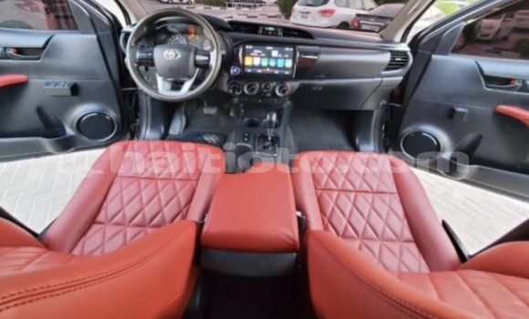 Acheter Occasion Voiture Toyota Hilux Noir à Saint-Marc, Artibonite Acheter Occasion Voiture Toyota Hilux Noir à Saint-Marc, Artibonite