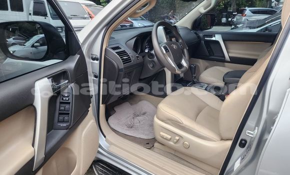 Buy Used Toyota Land Cruiser Prado Silver Car in Port-de-Paix in Nord-Ouest Buy Used Toyota Land Cruiser Prado Silver Car in Port-de-Paix in Nord-Ouest