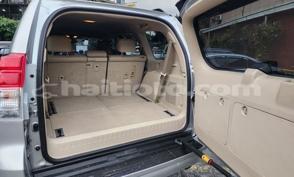 Buy Used Toyota Land Cruiser Prado Silver Car in Port-de-Paix in Nord-Ouest Buy Used Toyota Land Cruiser Prado Silver Car in Port-de-Paix in Nord-Ouest