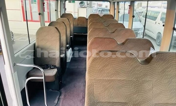 Buy Used Toyota Coaster White Car in Gros-Morne in Artibonite Buy Used Toyota Coaster White Car in Gros-Morne in Artibonite