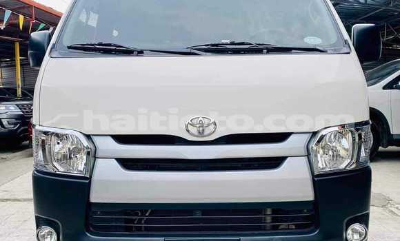 Acheter Occasion Voiture Toyota Hiace Blanc à Cap-Haitien, Nord